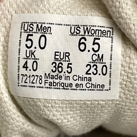 Vans Off The Wall Sk8-Lo Top Classic Skate Shoes 6.5 - Picture 9 of 9